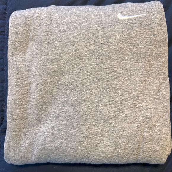 Nike Heather Gray Crewneck Sweatshirt - Picture 9 of 9